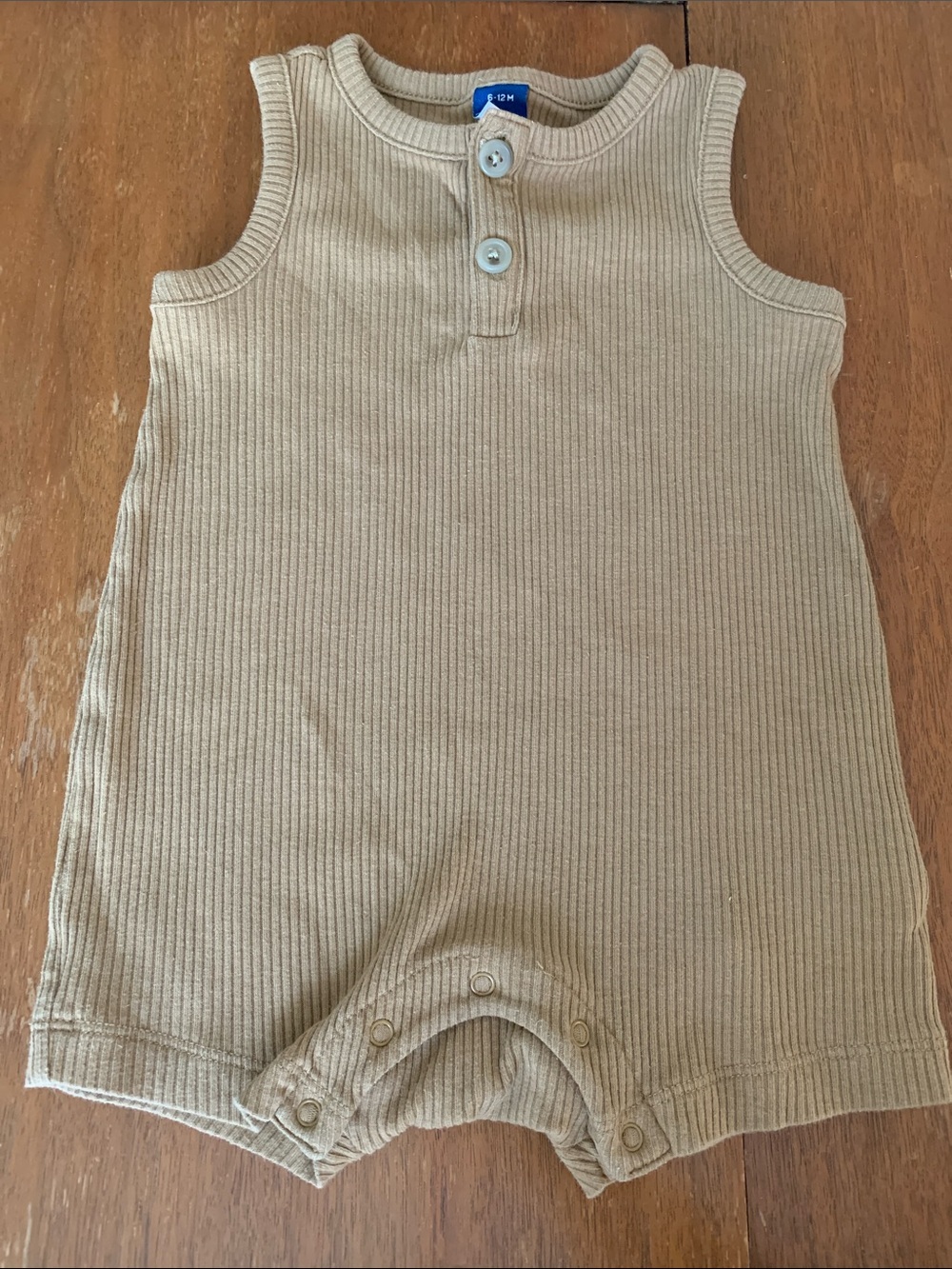 🍊5/$25 Old Navy Tan Ribbed Sleeveless Romper size 6-12m